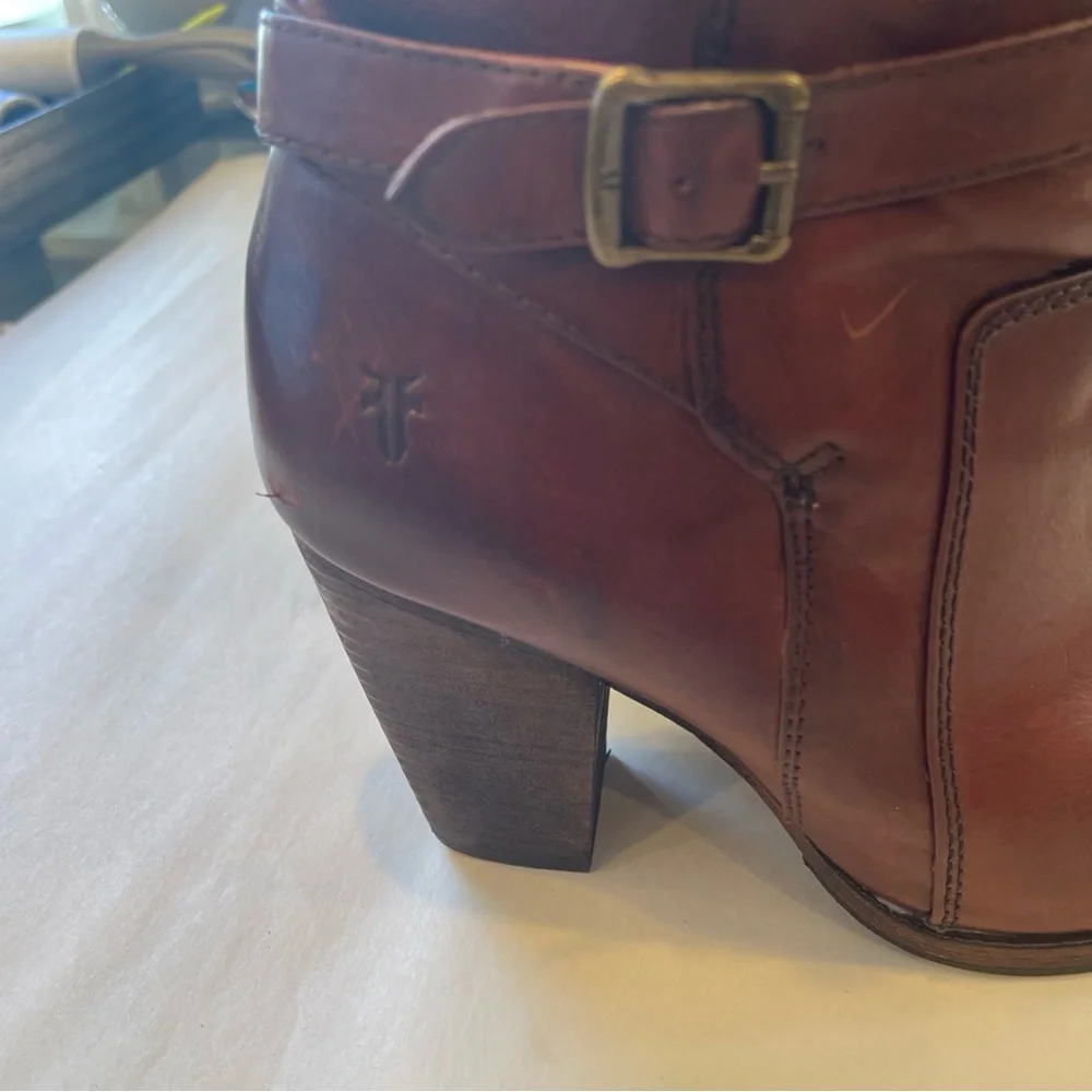 FRYE Patty Riding Boots Booties Brown Red-ish Leather High Block Heels size 8M